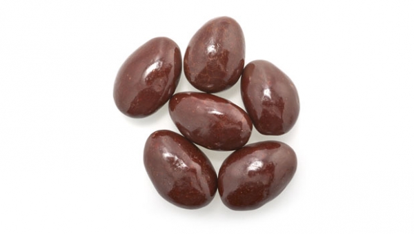 Amandes enrobées – Chocolat noir 70% 3